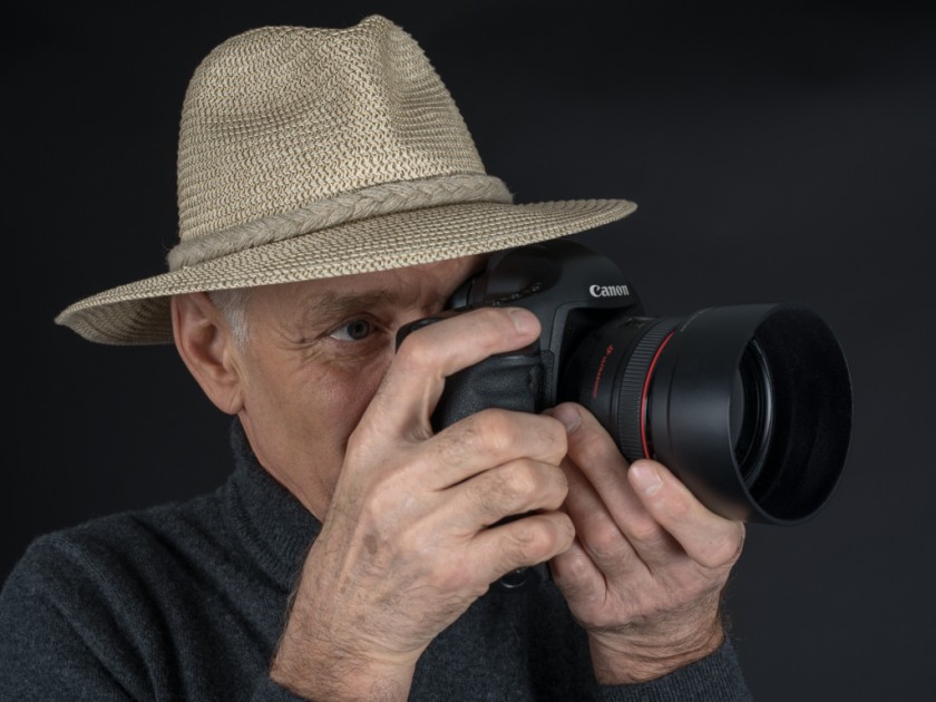 Der im Jahr 1952 geborene Otto Meyerhoff erhielt seine erste Kamera, ...